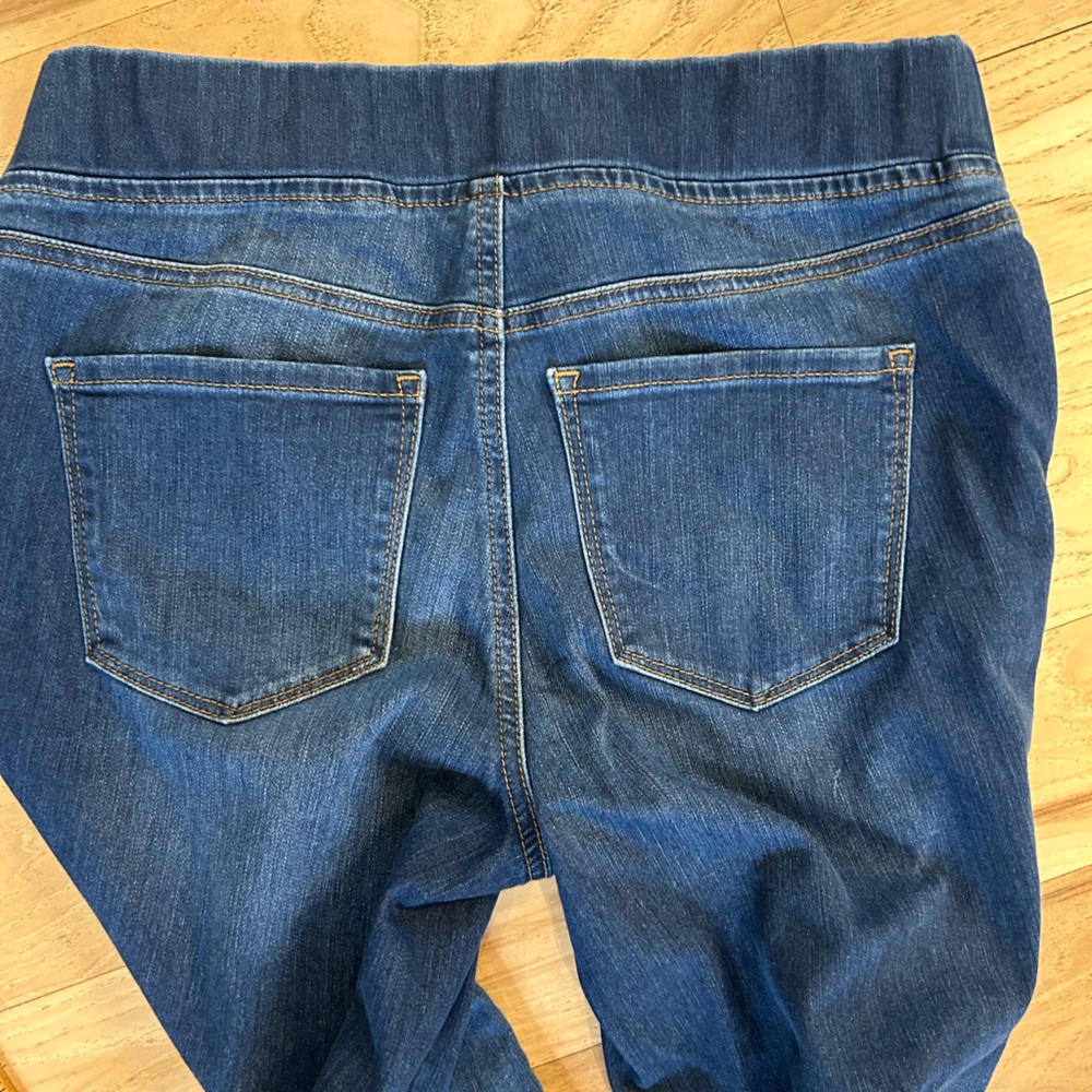 Talbots pull on jeans size 4 - Picture 7 of 7